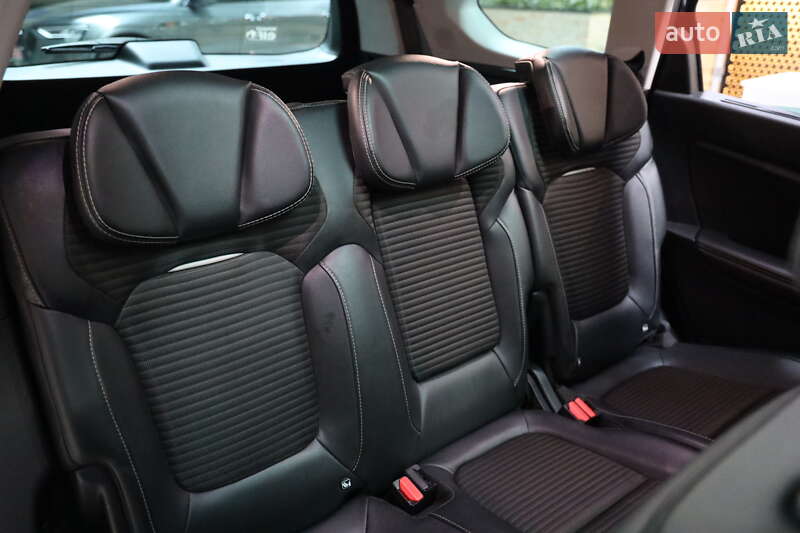 Мінівен Renault Scenic 2017 в Луцьку