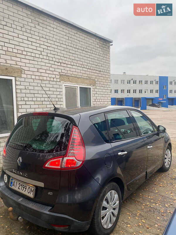Мінівен Renault Scenic 2010 в Гостомелі