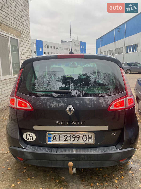 Мінівен Renault Scenic 2010 в Гостомелі