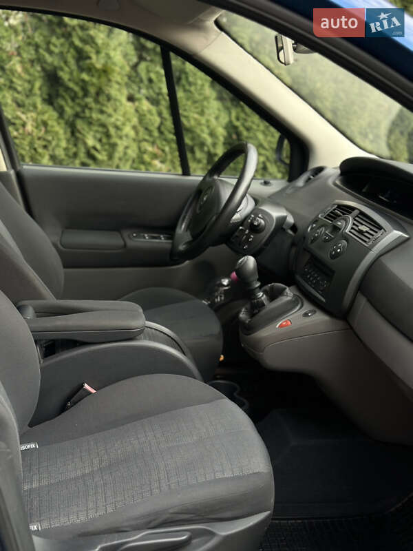 Мінівен Renault Scenic 2008 в Івано-Франківську
