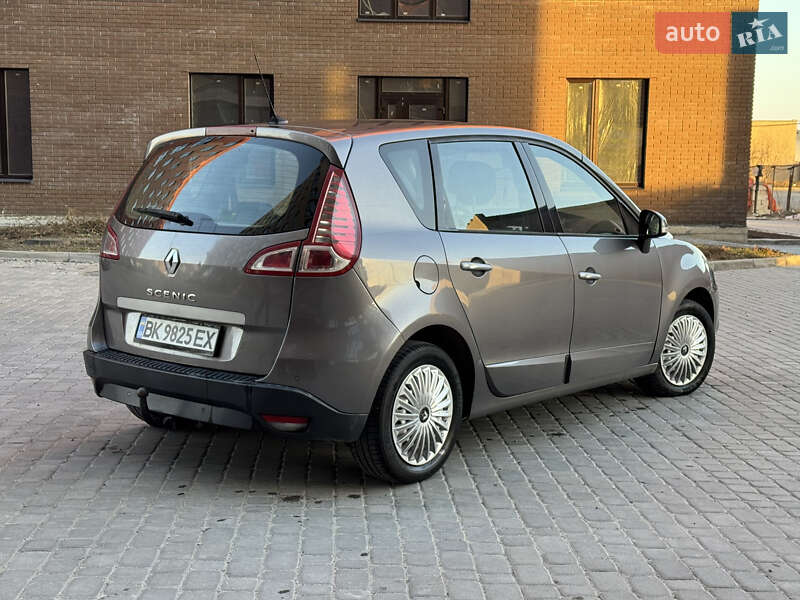 Минивэн Renault Scenic 2009 в Нетешине
