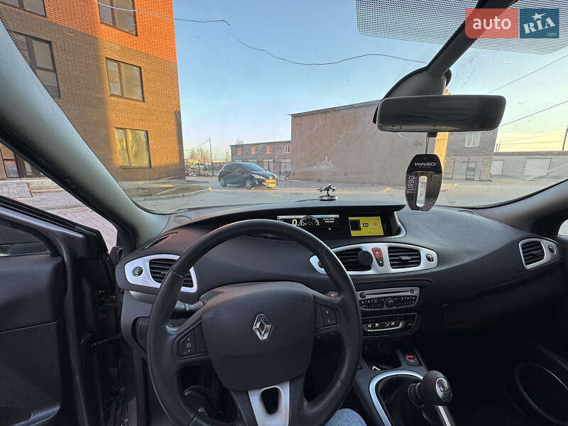 Минивэн Renault Scenic 2009 в Нетешине