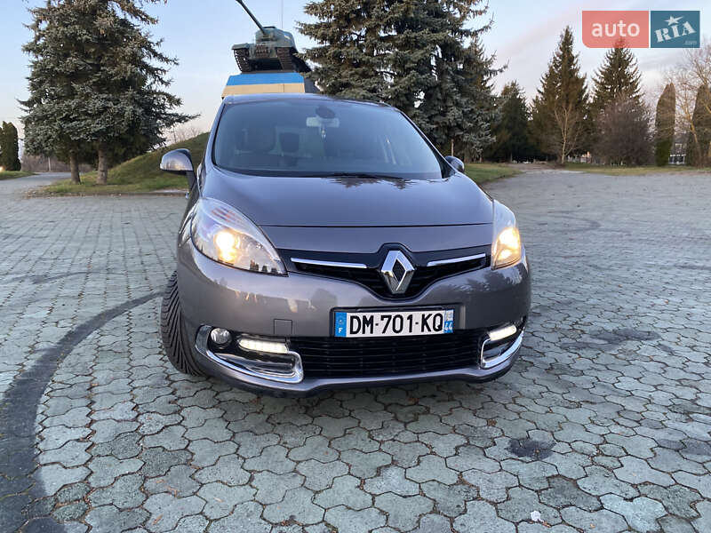 Мінівен Renault Scenic 2013 в Дубні