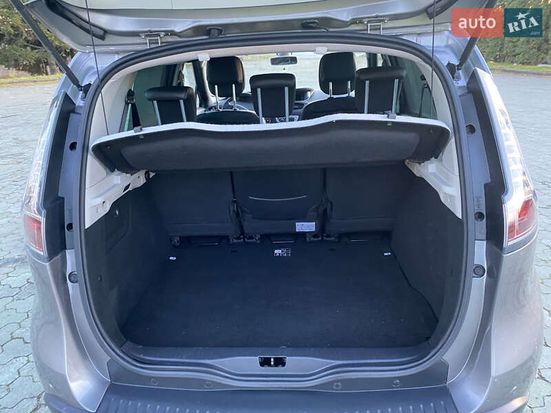 Мінівен Renault Scenic 2013 в Дубні