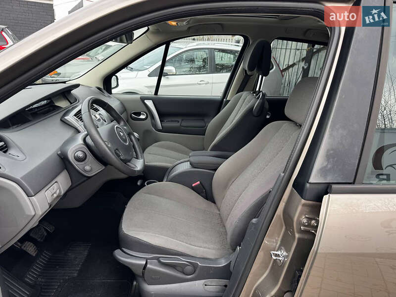 Мінівен Renault Scenic 2008 в Дніпрі