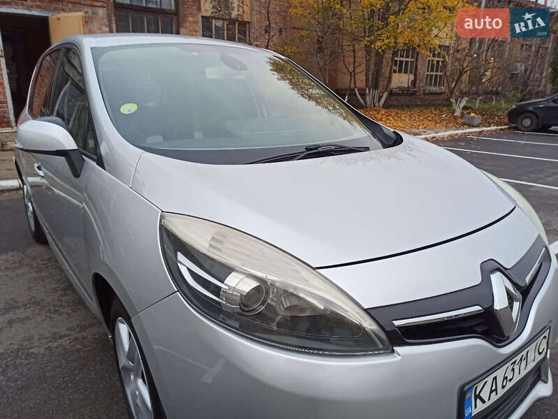 Минивэн Renault Scenic 2015 в Киеве фото 8 Минивэн Renault Scenic 2015 в Киеве