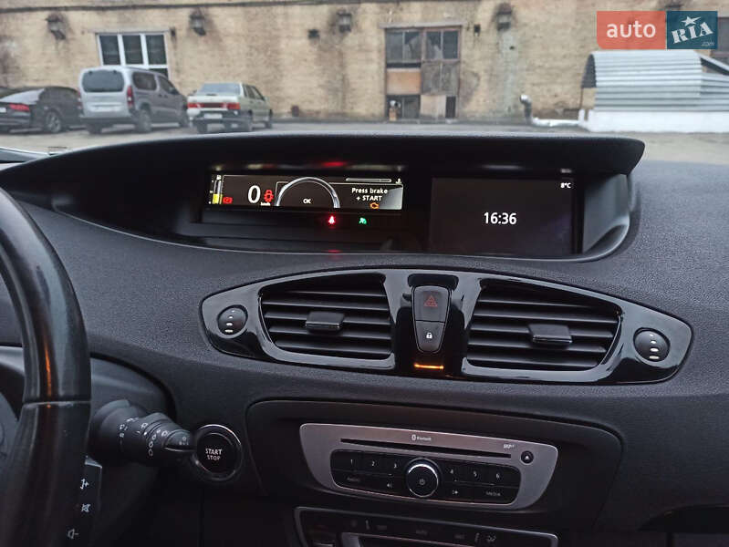 Минивэн Renault Scenic 2015 в Киеве фото 20 Минивэн Renault Scenic 2015 в Киеве