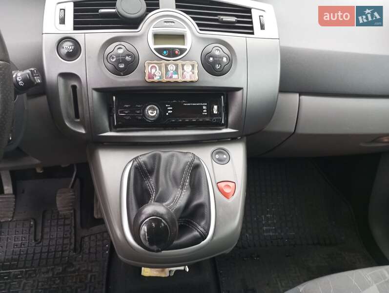Мінівен Renault Scenic 2004 в Радивиліві фото 3 Мінівен Renault Scenic 2004 в Радивиліві