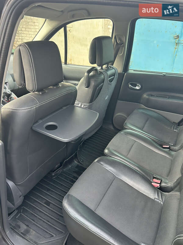 Минивэн Renault Scenic 2008 в Кривом Роге