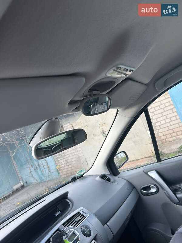 Минивэн Renault Scenic 2008 в Кривом Роге