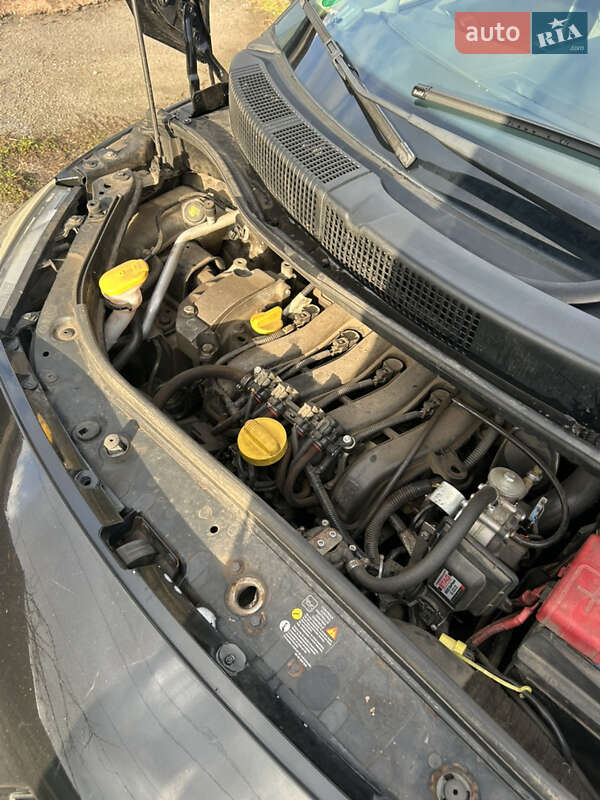 Минивэн Renault Scenic 2008 в Кривом Роге