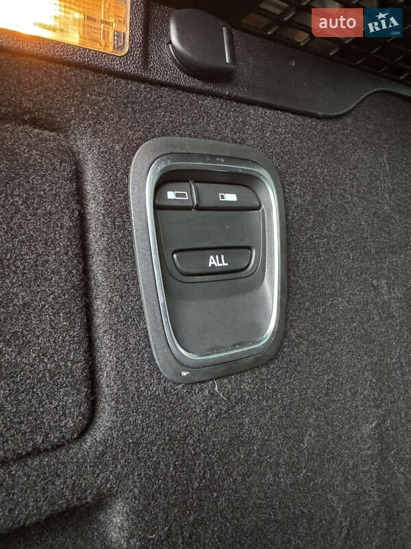 Минивэн Renault Scenic 2016 в Луцке фото 72 Минивэн Renault Scenic 2016 в Луцке