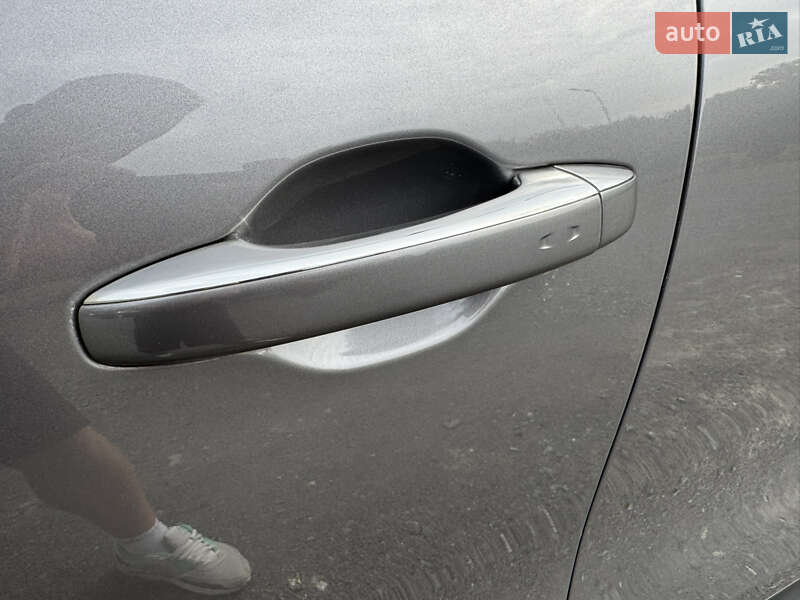 Мінівен Renault Scenic 2016 в Хмельницькому фото 31 Мінівен Renault Scenic 2016 в Хмельницькому