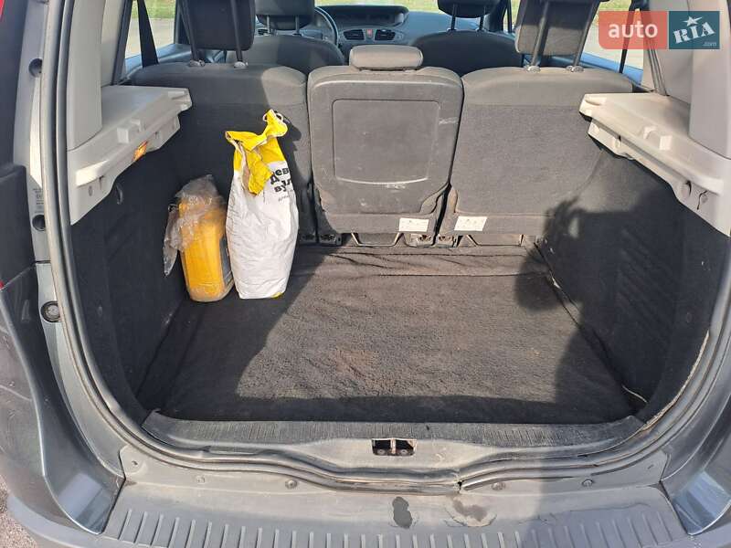 Минивэн Renault Scenic 2011 в Каменском