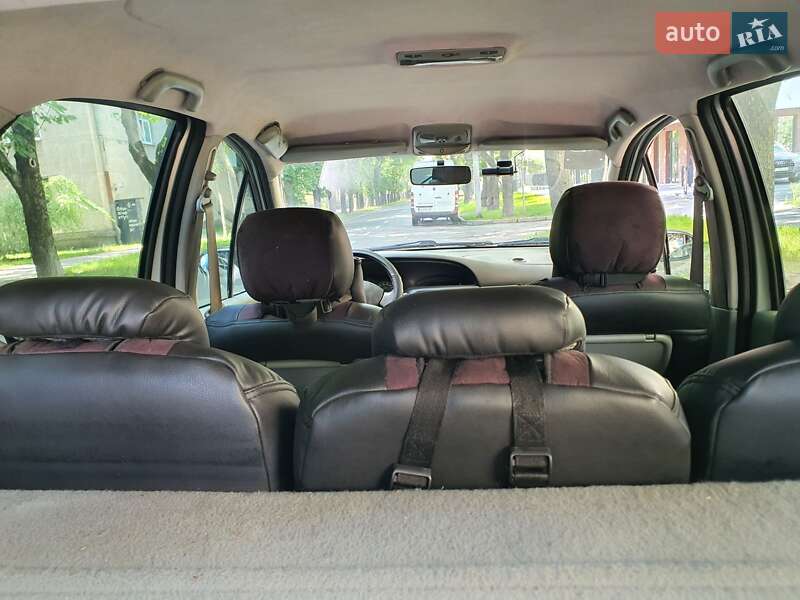 Мінівен Renault Scenic 2003 в Львові