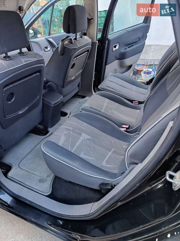 Минивэн Renault Scenic 2003 в Демидовке