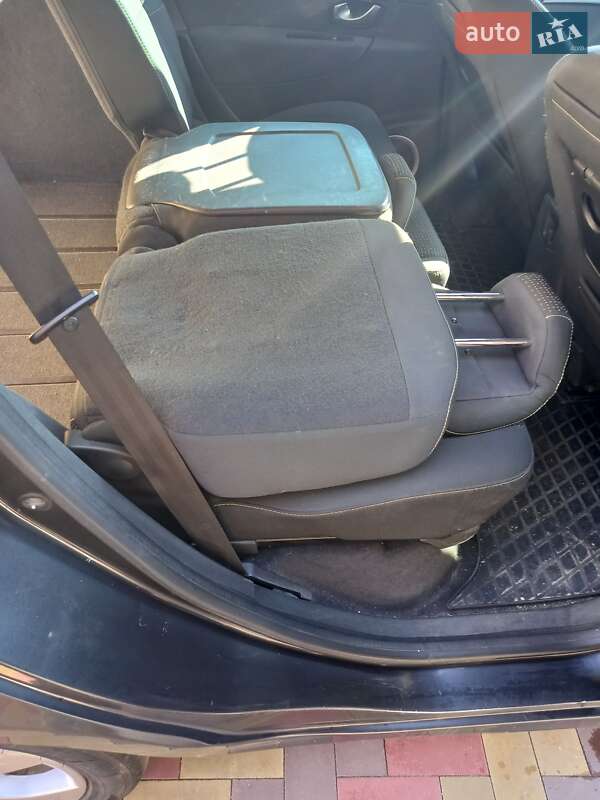 Мінівен Renault Scenic 2009 в Кременчуці