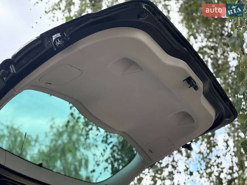 Мінівен Renault Scenic 2014 в Києві фото 46 Мінівен Renault Scenic 2014 в Києві