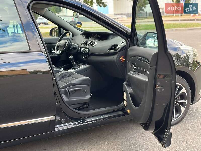 Мінівен Renault Scenic 2014 в Києві фото 71 Мінівен Renault Scenic 2014 в Києві