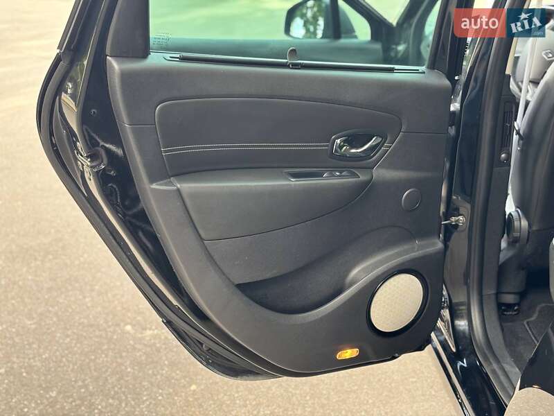 Мінівен Renault Scenic 2014 в Києві фото 73 Мінівен Renault Scenic 2014 в Києві
