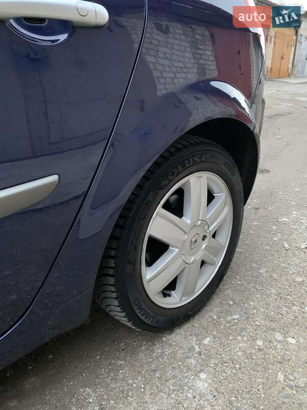 Минивэн Renault Scenic 2005 в Запорожье