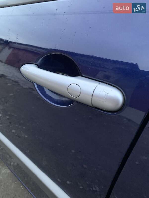 Минивэн Renault Scenic 2005 в Запорожье