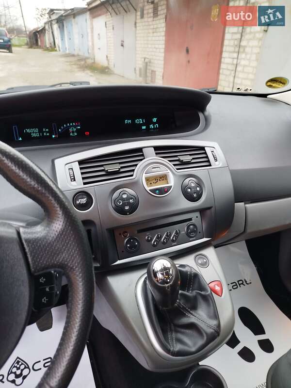 Минивэн Renault Scenic 2005 в Запорожье