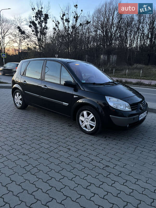 Мінівен Renault Scenic 2004 в Львові