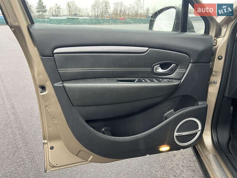 Минивэн Renault Scenic 2013 в Виннице