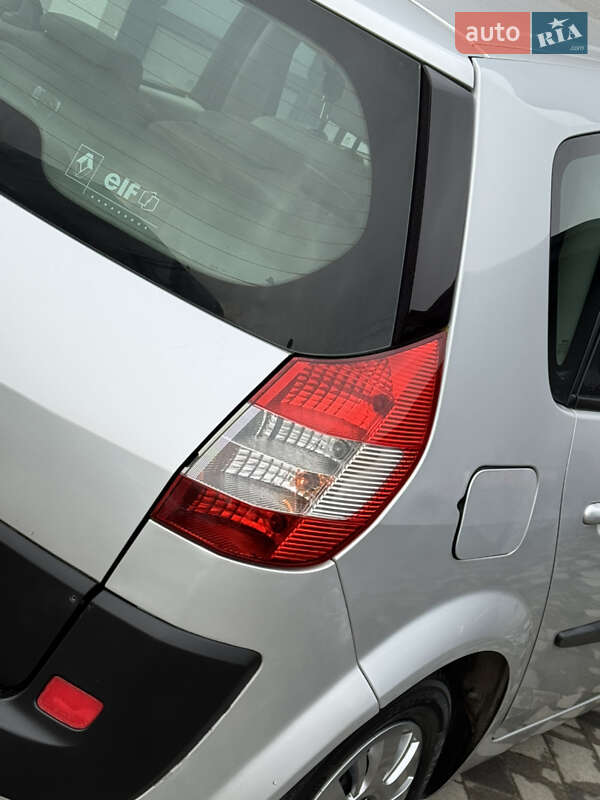 Минивэн Renault Scenic 2005 в Дрогобыче фото 24 Минивэн Renault Scenic 2005 в Дрогобыче