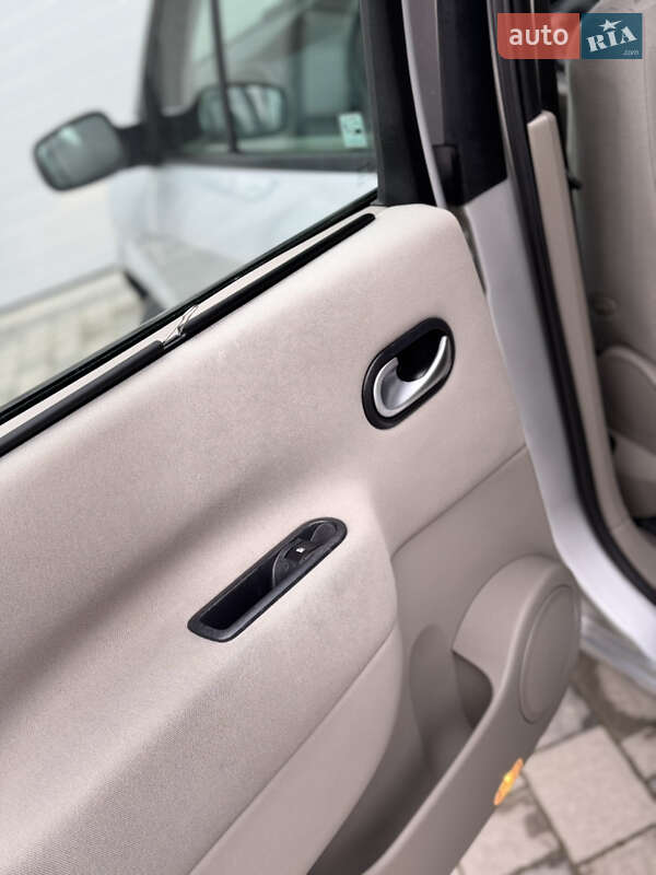 Минивэн Renault Scenic 2005 в Дрогобыче фото 55 Минивэн Renault Scenic 2005 в Дрогобыче