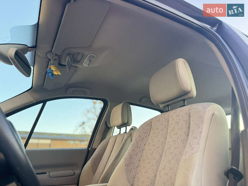 Мінівен Renault Scenic 2006 в Рівному