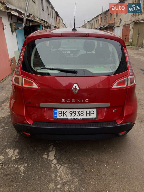 Мінівен Renault Scenic 2011 в Рівному