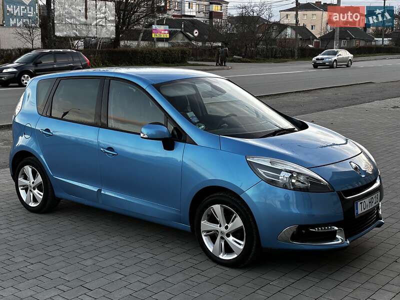 Мінівен Renault Scenic 2012 в Красилові
