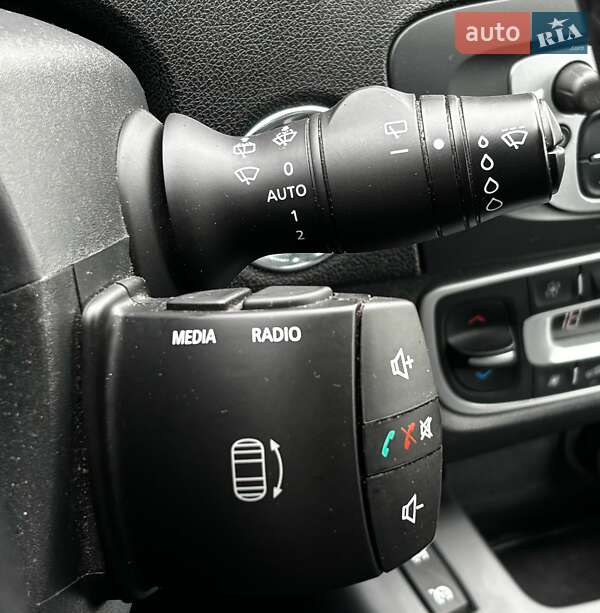 Мінівен Renault Scenic 2012 в Красилові