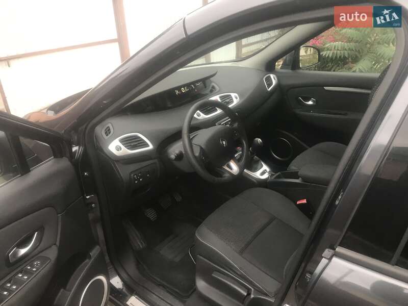 Минивэн Renault Scenic 2009 в Киеве фото 8 Минивэн Renault Scenic 2009 в Киеве