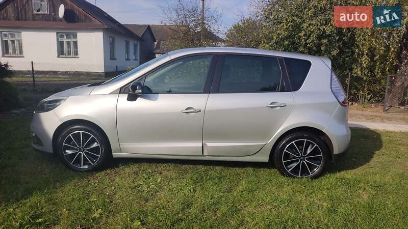 Мінівен Renault Scenic 2012 в Луцьку