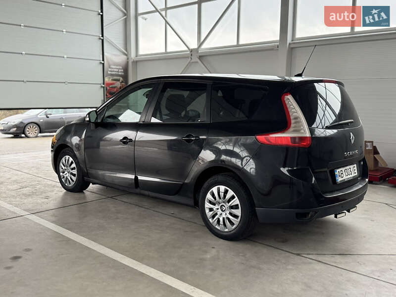 Минивэн Renault Scenic 2011 в Ильинцах