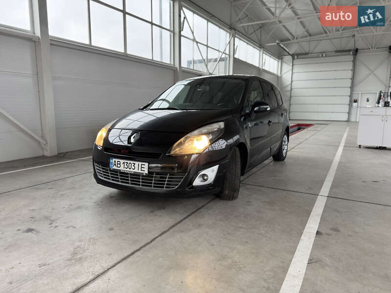 Минивэн Renault Scenic 2011 в Ильинцах
