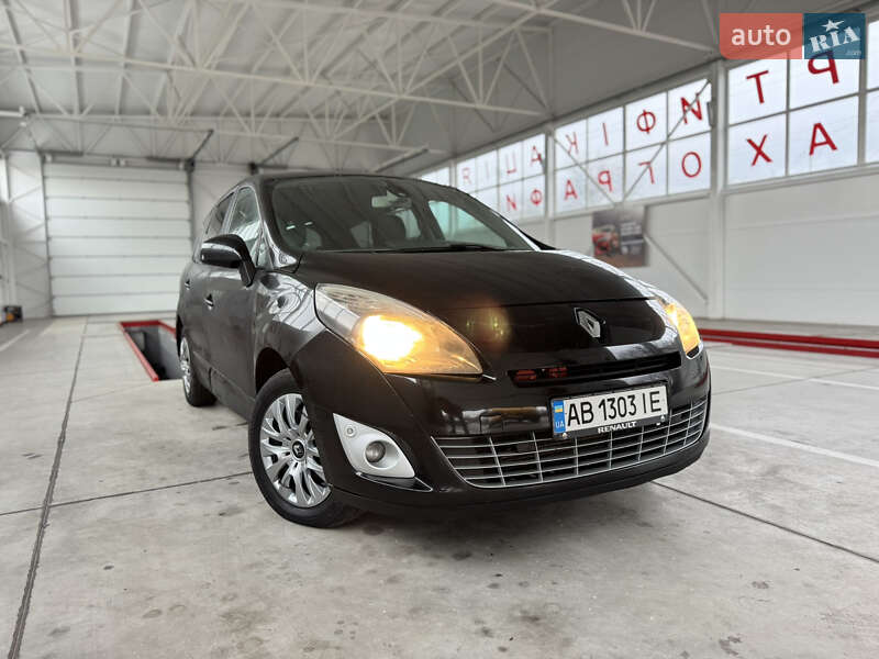 Минивэн Renault Scenic 2011 в Ильинцах