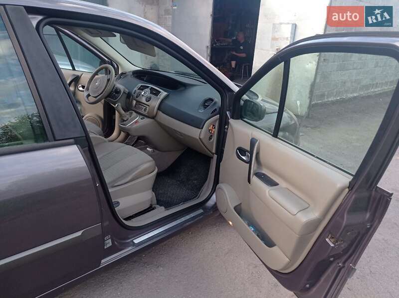 Мінівен Renault Scenic 2005 в Харкові