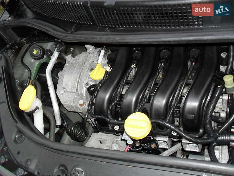 Минивэн Renault Scenic 2008 в Сумах