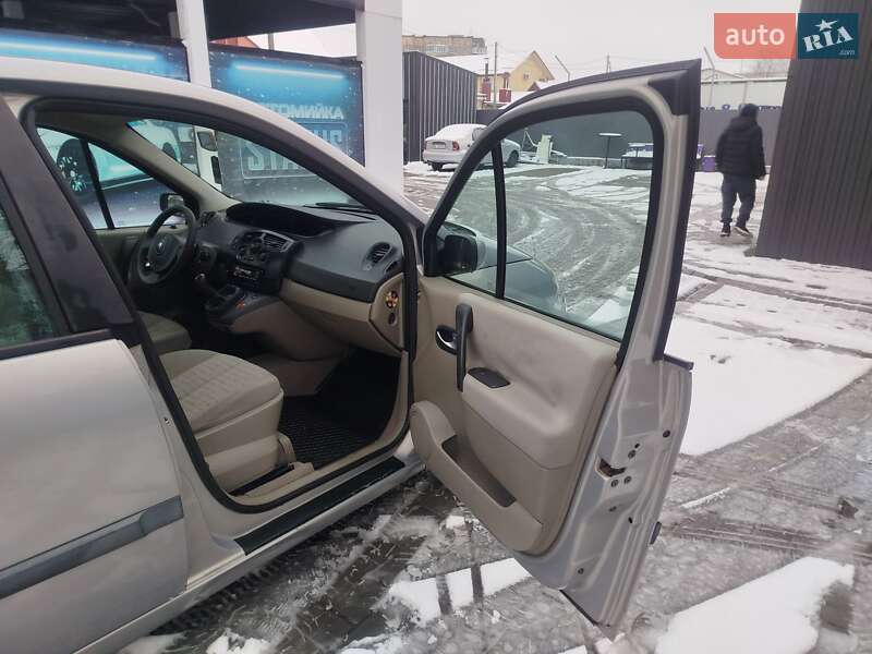 Минивэн Renault Scenic 2003 в Ровно