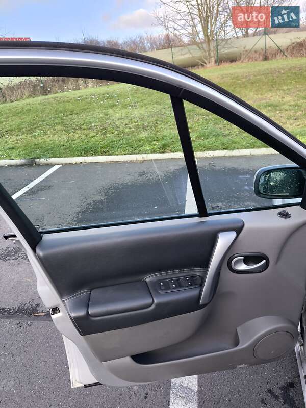 Минивэн Renault Scenic 2007 в Полтаве