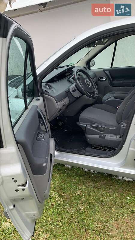 Минивэн Renault Scenic 2006 в Ивано-Франковске фото 31 Минивэн Renault Scenic 2006 в Ивано-Франковске