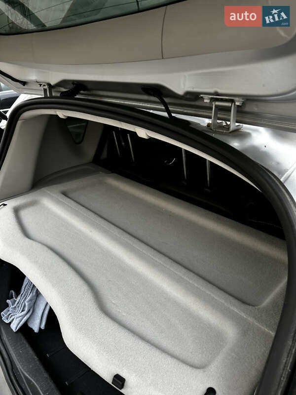 Минивэн Renault Scenic 2009 в Ровно