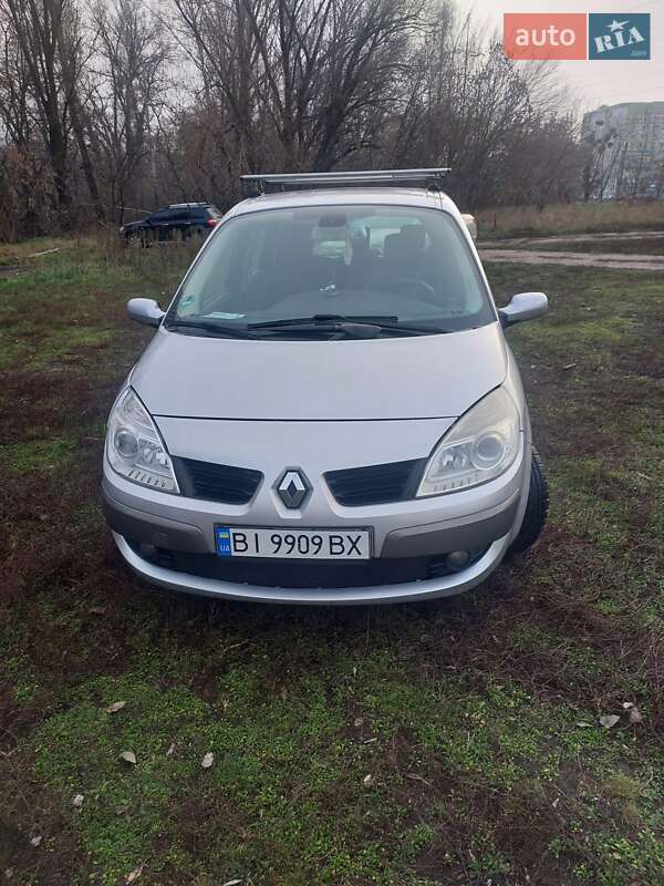 Минивэн Renault Scenic 2006 в Полтаве