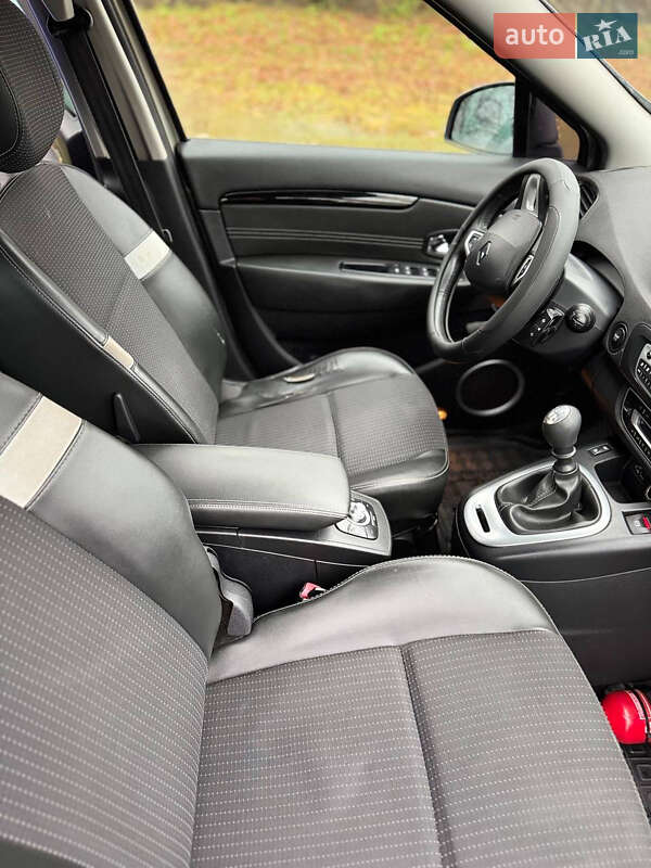 Минивэн Renault Scenic 2012 в Белой Церкви