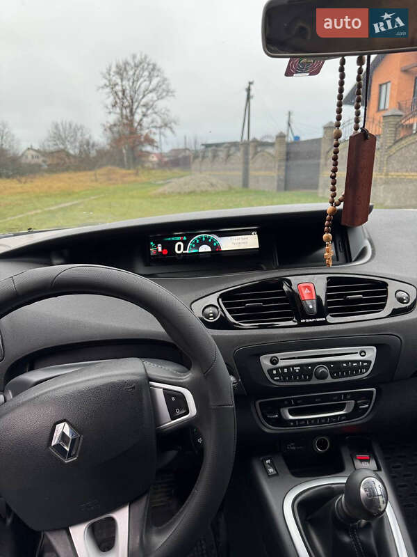 Минивэн Renault Scenic 2012 в Белой Церкви