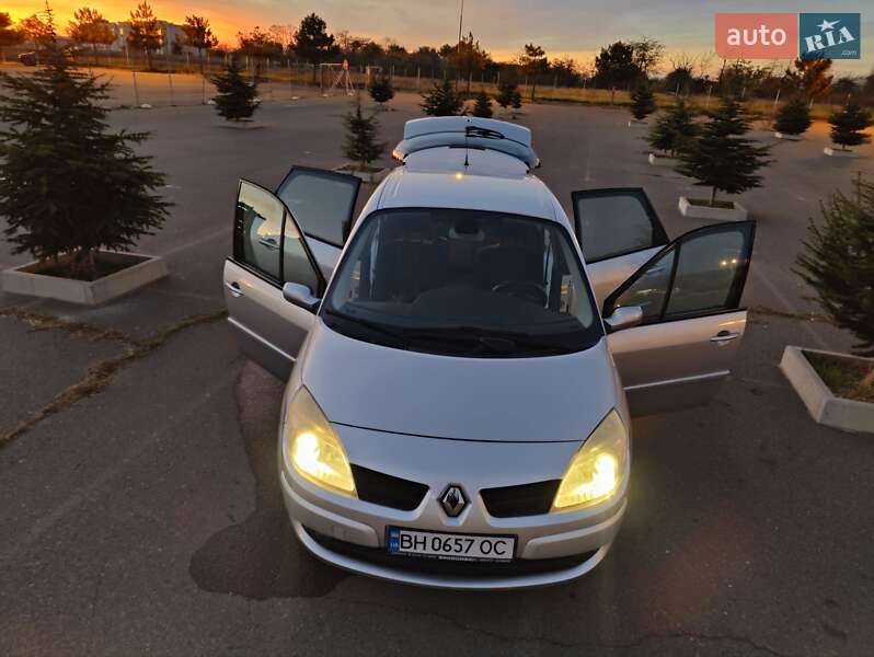Мінівен Renault Scenic 2007 в Одесі